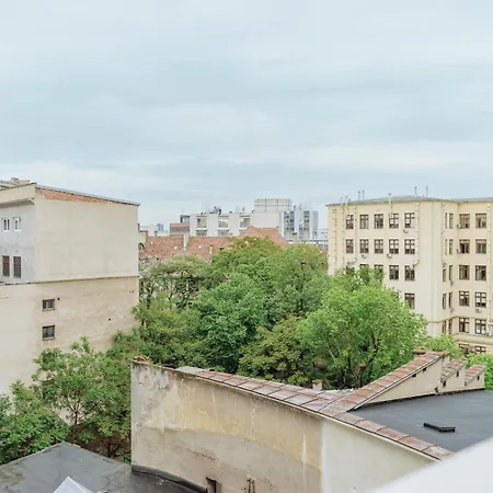 Light-filled Haven Bucharest